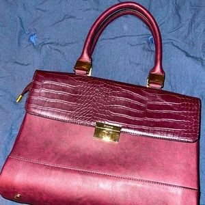 Beautiful Rich Purple Hand Bag 😍